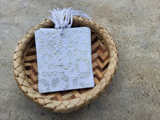 Gift Tags - Silver-chui-skin