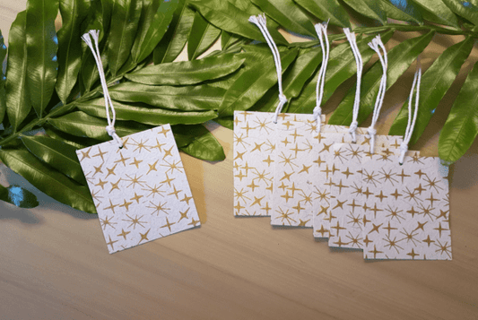 Gift Tags - gold-stars